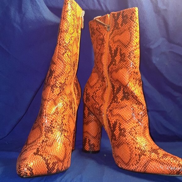 SNAKESKIN IS THE TIME  CHUNKY  ANKLE HEEL - Picture 6 of 7